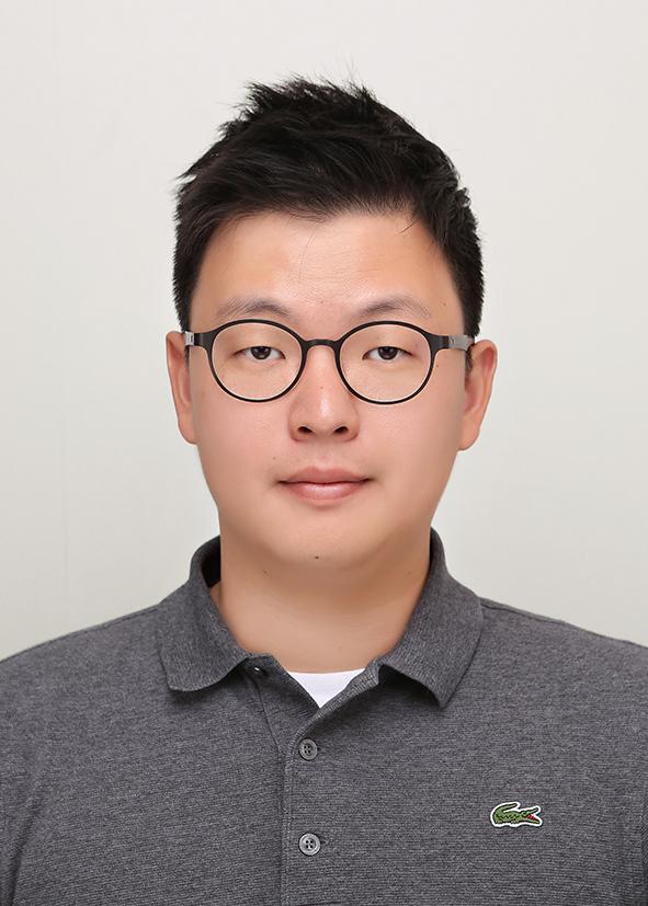 박진우 조교수 이미지