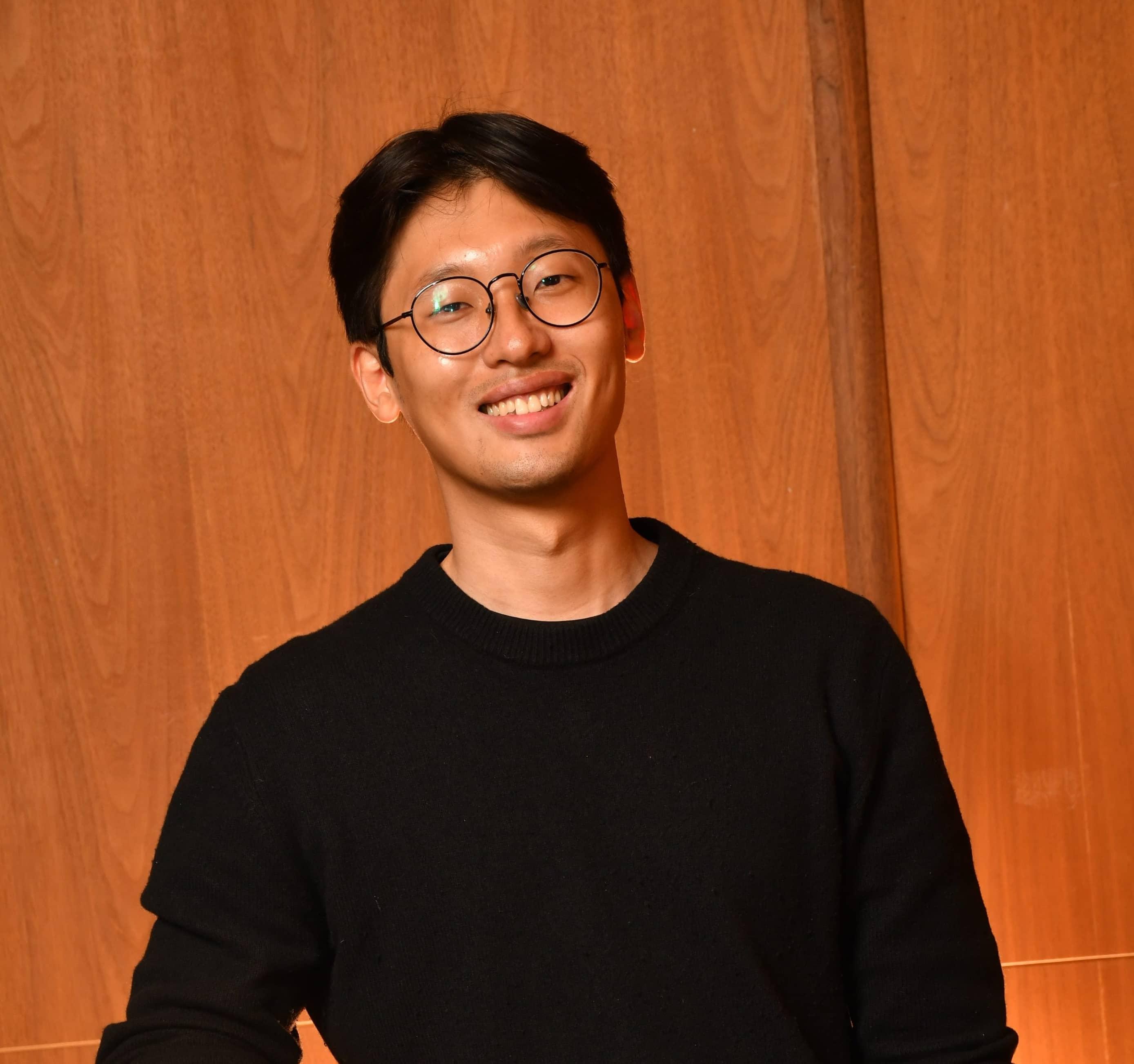 최정호 조교수 Image