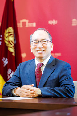 김진상 총장 Image