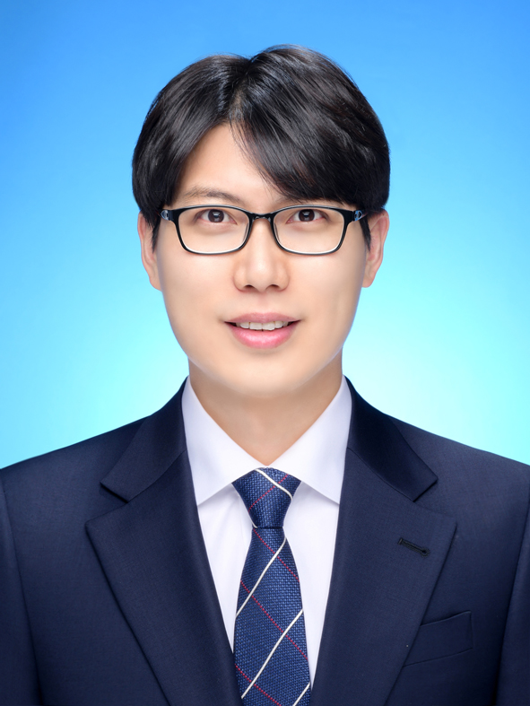 정호중 부교수 이미지