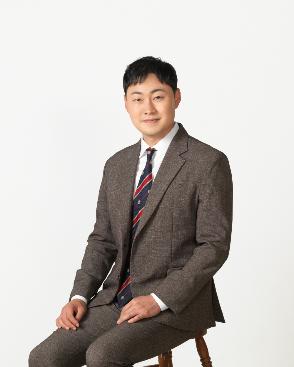 김봉이 부교수 이미지